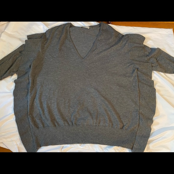 Zara gray sweater with ruffle - Picture 6 of 6
